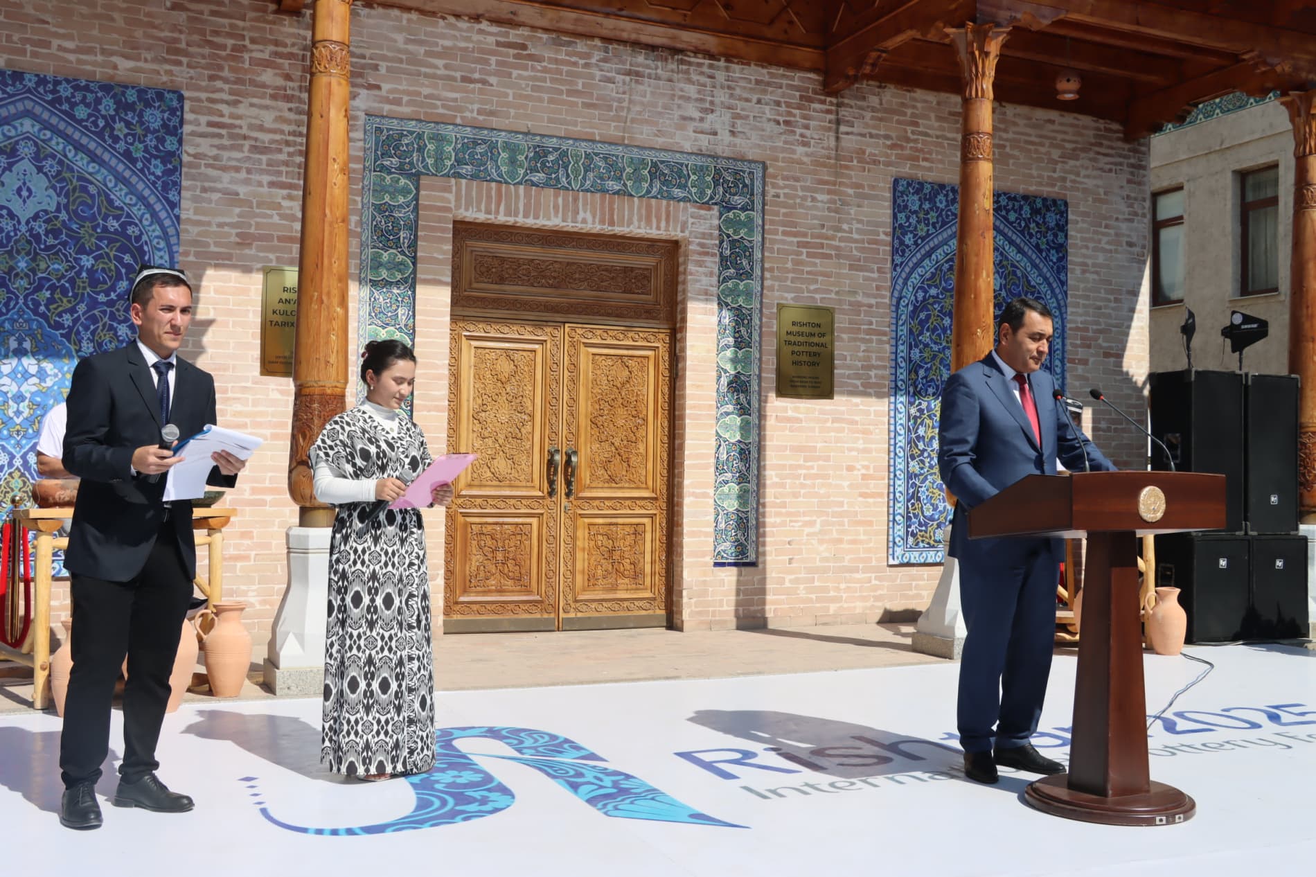 The 2nd International Pottery Forum Concludes in Rishtan