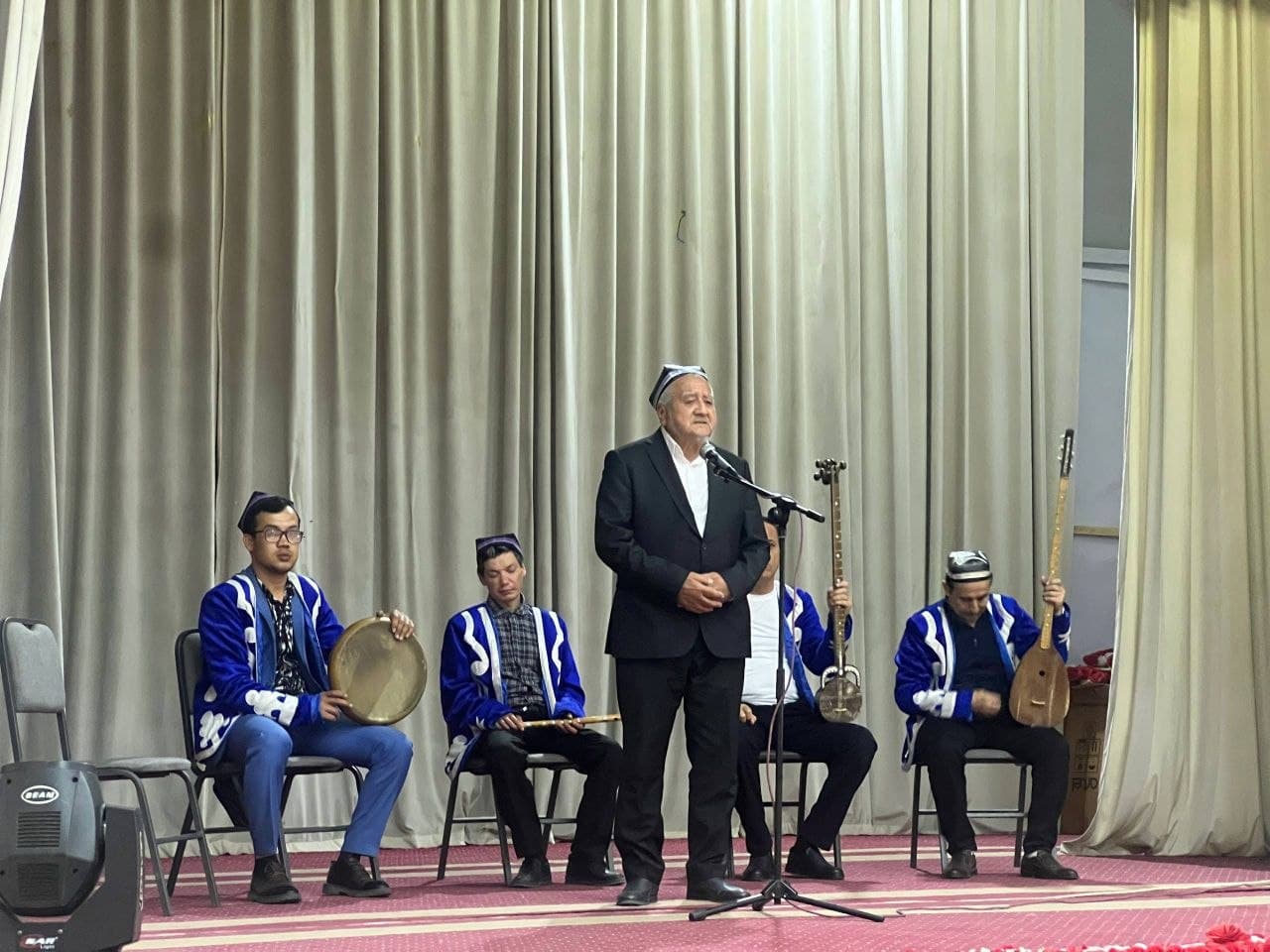 🌿✨ Uch avlod uchrashuvi — hamjihatlik va do‘stlik ko‘prigi! ✨🌿