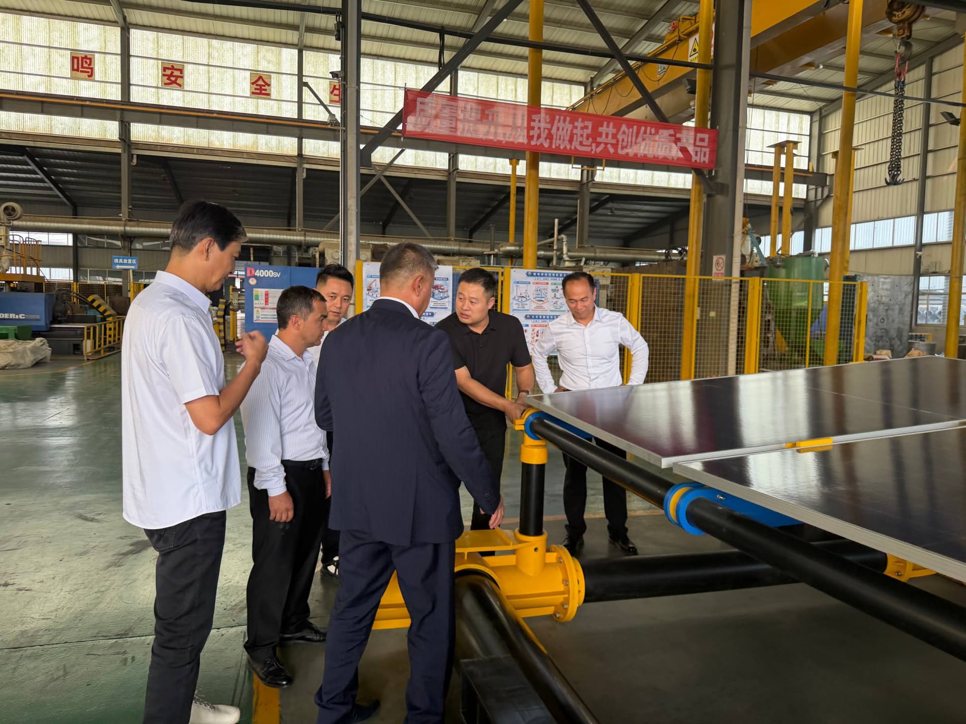 🇺🇿🤝🇨🇳 Rishton va Jinan tadbirkorlari o‘rtasida hamkorlik uchrashuv
