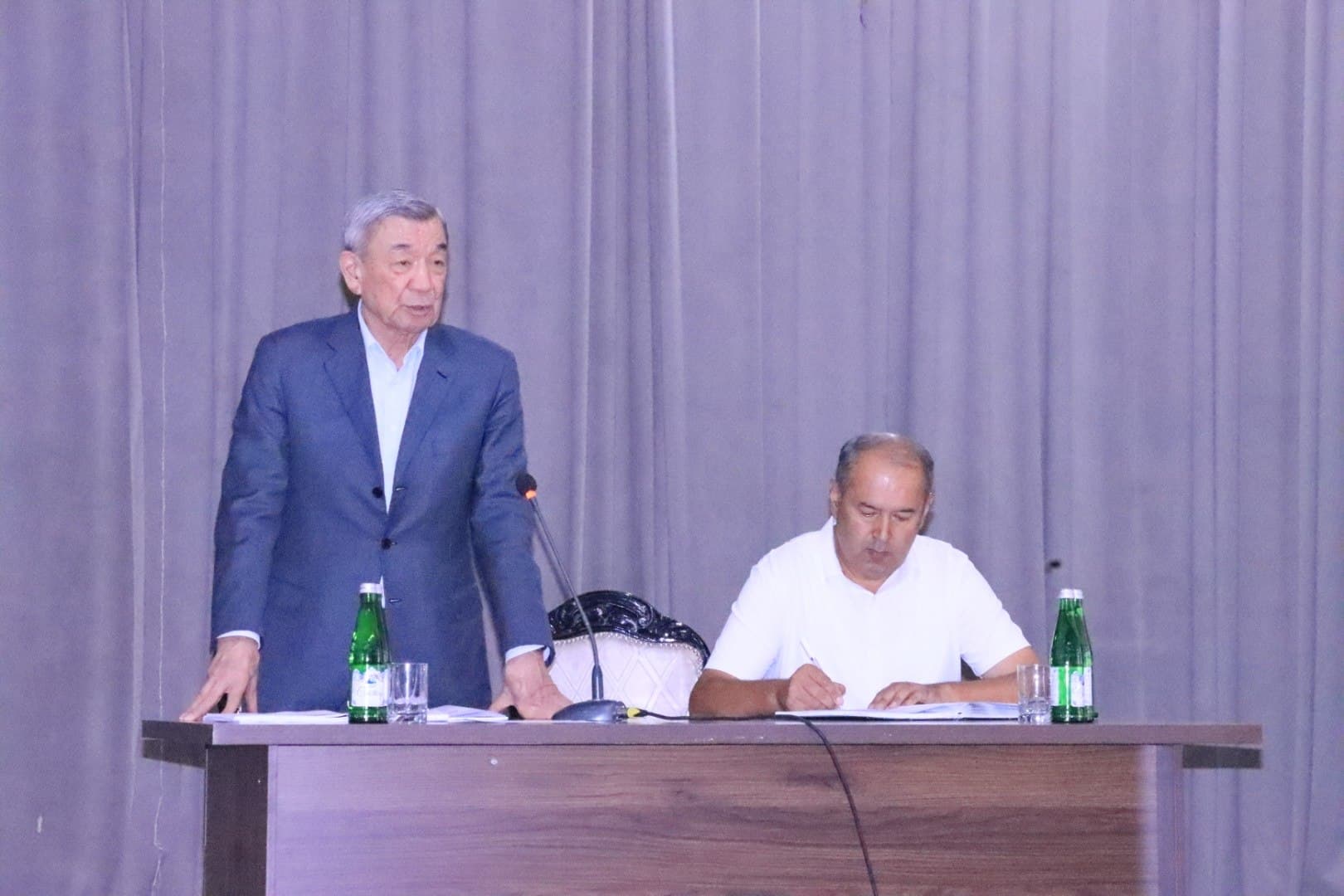 МУРОЖААТЛАРНИНГ ОЛДИНИ ОЛИШ ВА МУАММОЛАРНИ МАҲАЛЛАНИНГ ЎЗИДА ҲАЛ ЭТИШ МАСАЛАЛАРИ МУҲОКАМА ҚИЛИНДИ