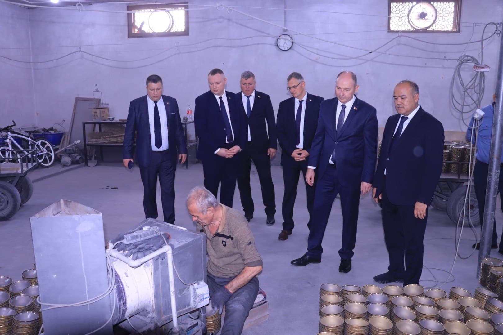 Belarus delegatsiyasi Rishtonning kulolchilik salohiyati bilan tanishdi