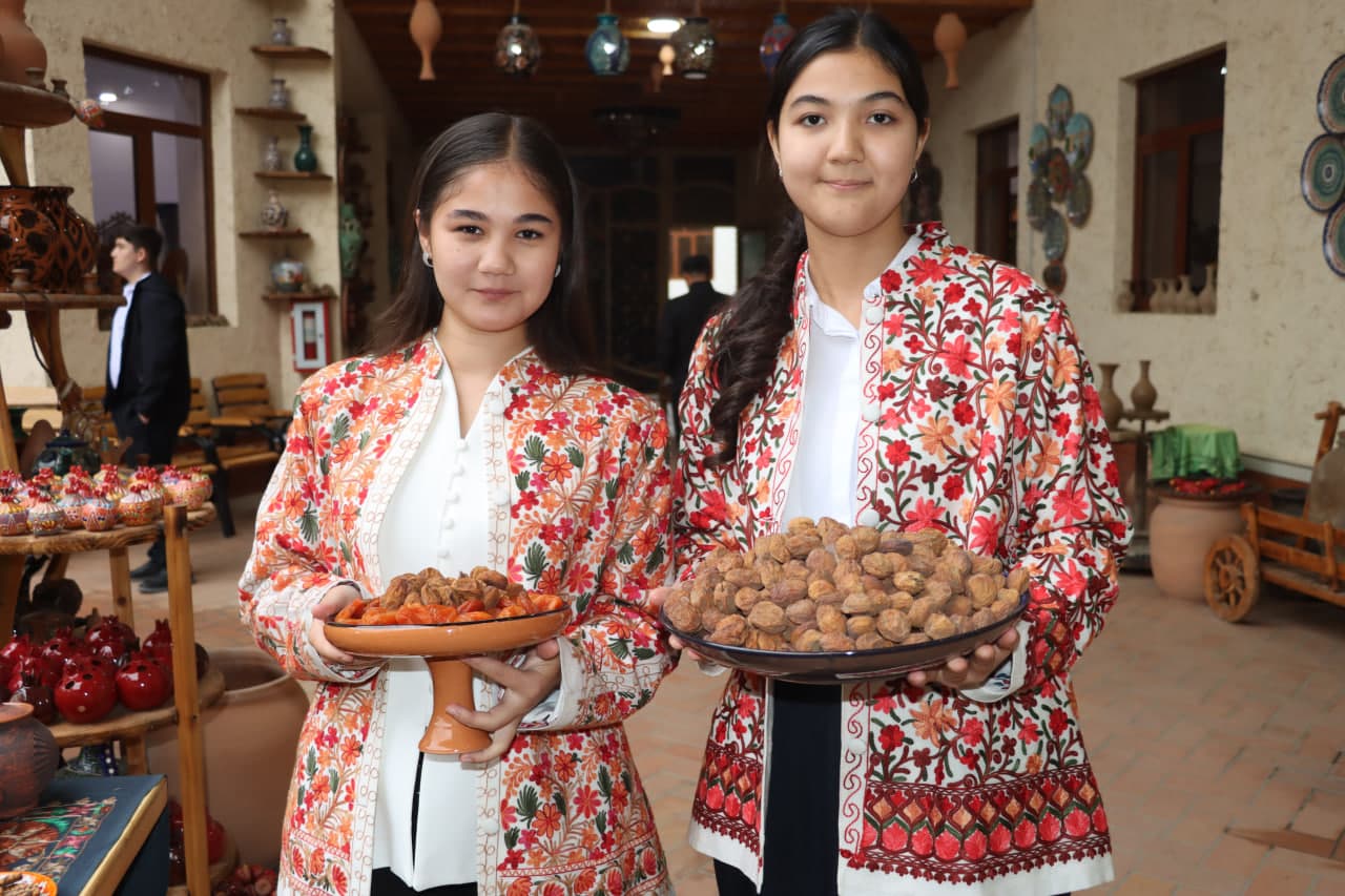 MILLIYLIK — MILLIY QADRIYATLARIMIZ KO‘ZGUSI!