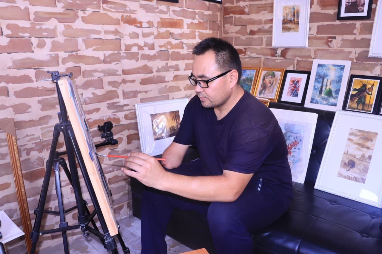 A SYMBOL OF RESILIENCE AND TALENT: O‘KTAMJON MADALIYEV’S WORLD OF COLOURS