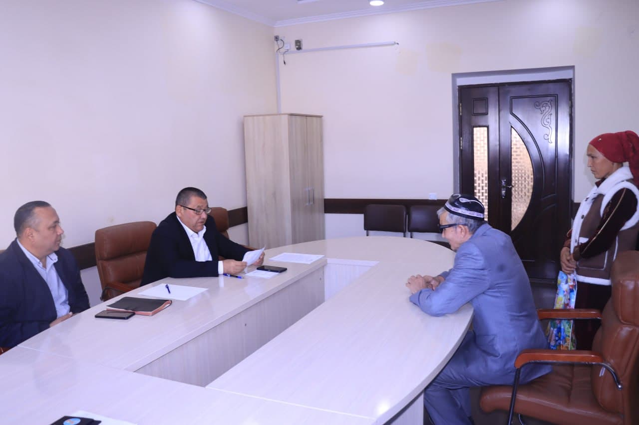 📢 RISHTON TUMANI XALQ QABULXONASIDA FUQAROLAR QABULI O‘TKAZILDI