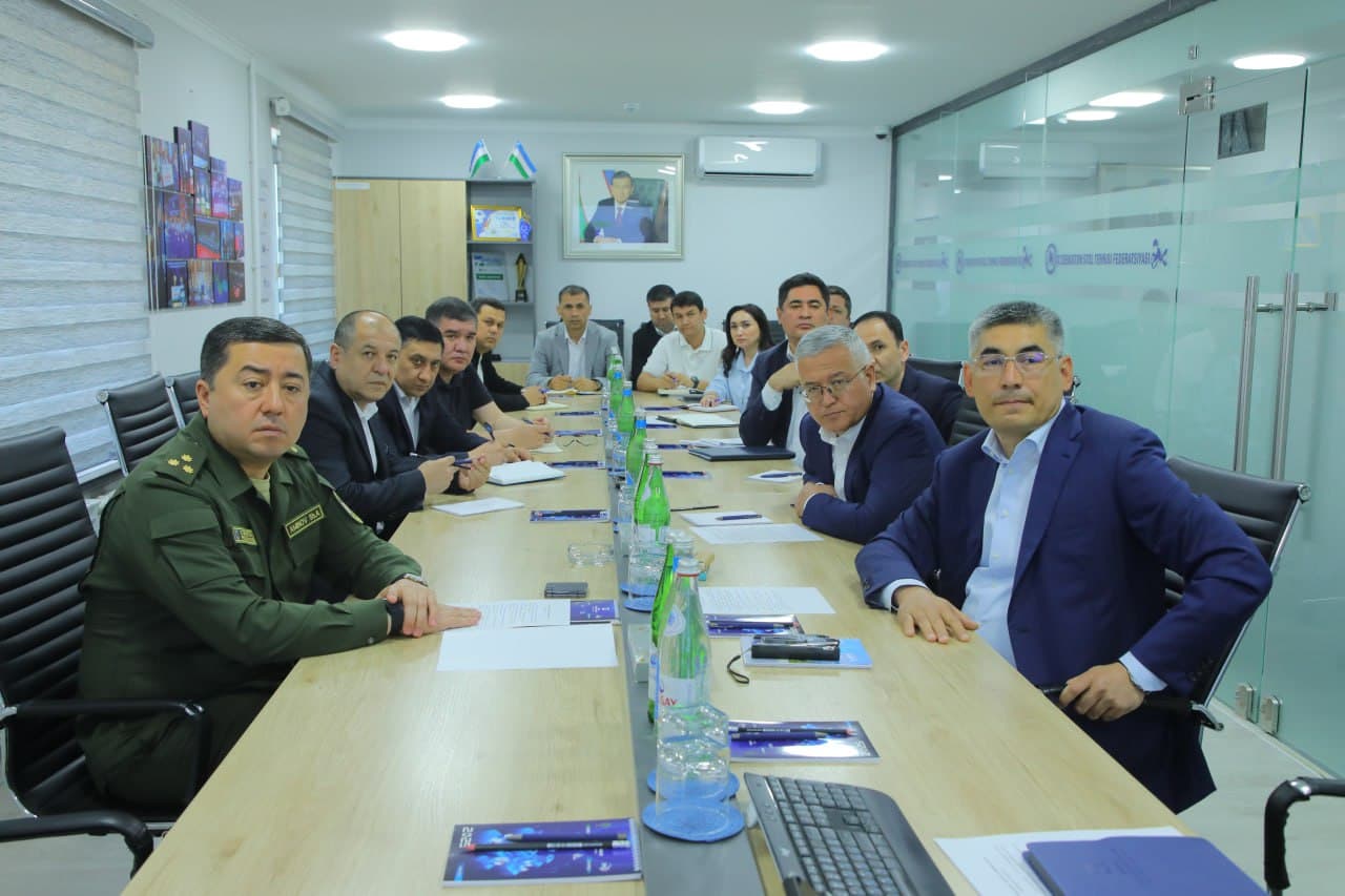 Elektr energiyasini qabul qilish, taqsimlash va isteʼmolchilarga yetkazib berishdagi jarayonni raqamlashtirish borasidagi ishlar muhokamasi