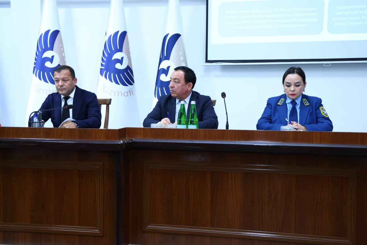 Jizzaxda naqdsiz iqtisodiyotni kengaytirish va yashirin iqtisodiyotga barham berish masalalari yuzasidan ochiq muloqot oʻtkazildi