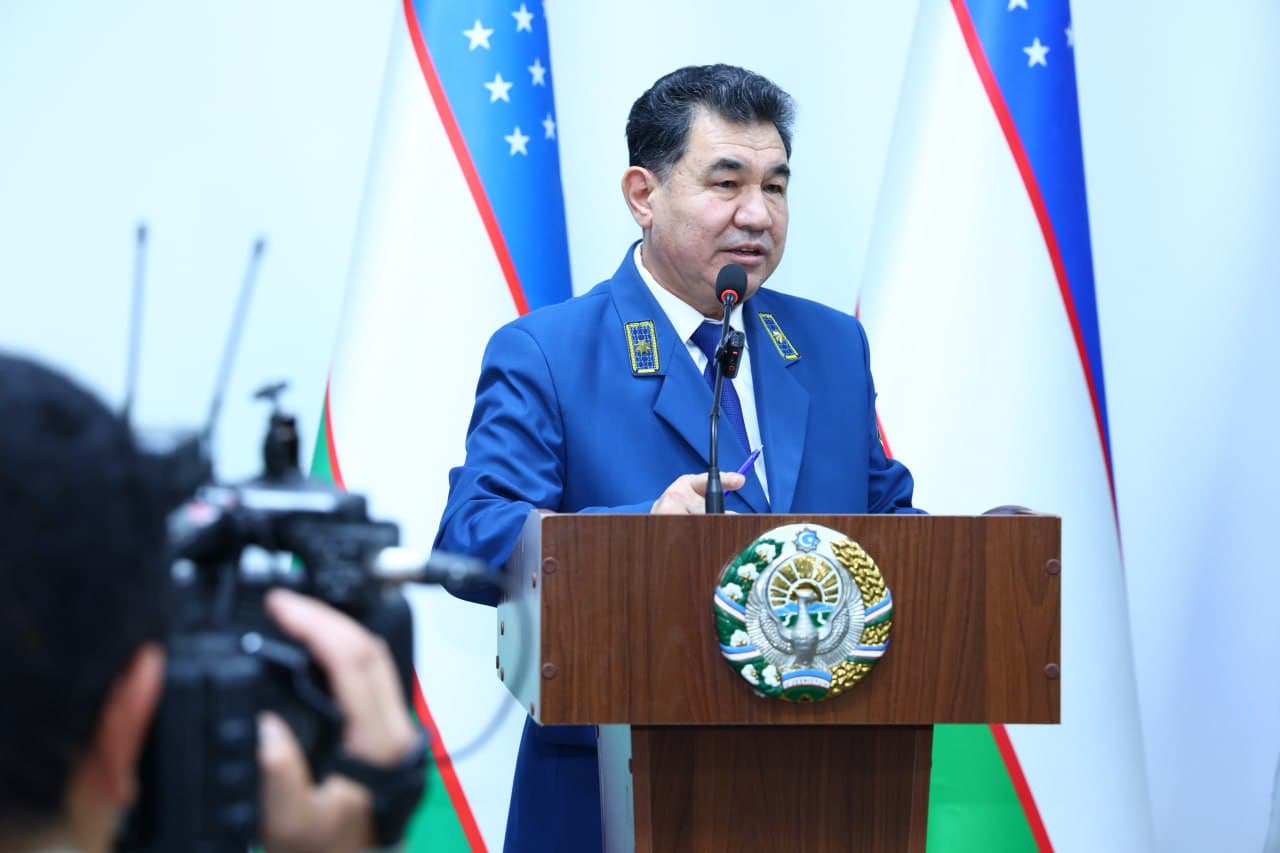 Jizzaxda naqdsiz iqtisodiyotni kengaytirish va yashirin iqtisodiyotga barham berish masalalari yuzasidan ochiq muloqot oʻtkazildi