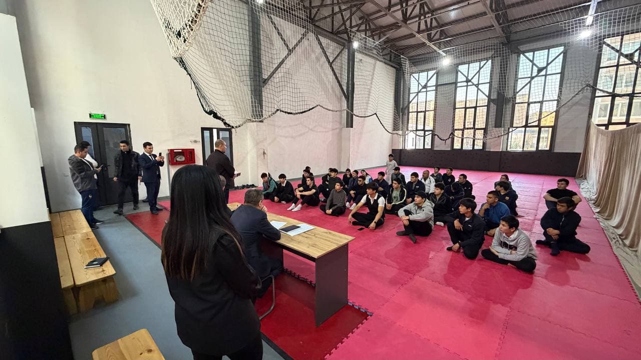 Yangihayot tumanida sportchi yoshlar bilan profilaktik uchrashuv o‘tkazildi