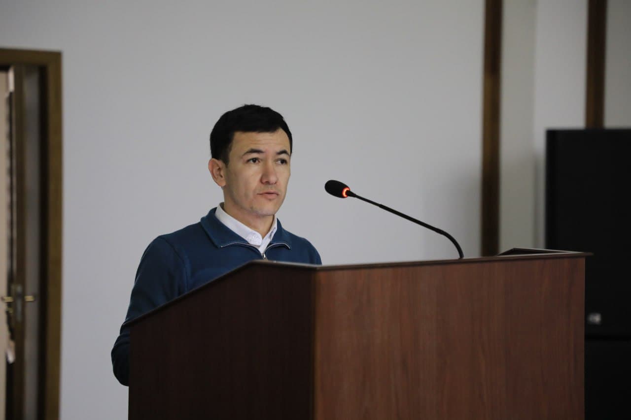 “Olmaliq kon-metallurgiya kombinati” AJda soliq islohotlariga bag‘ishlangan seminar tashkil etildi