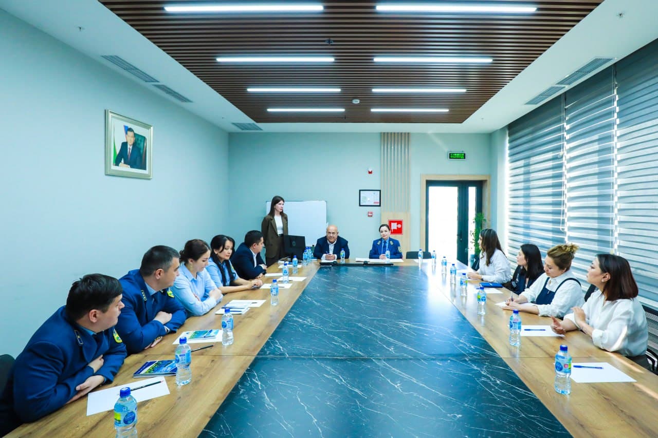 В Налоговом комитете состоялась встреча с женщинами-предпринимателями