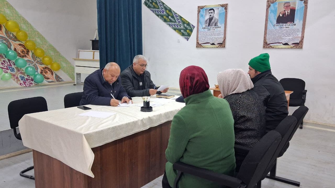 Дамариқ маҳалласида сайёр қабул: муаммолар жойида ўрганилди