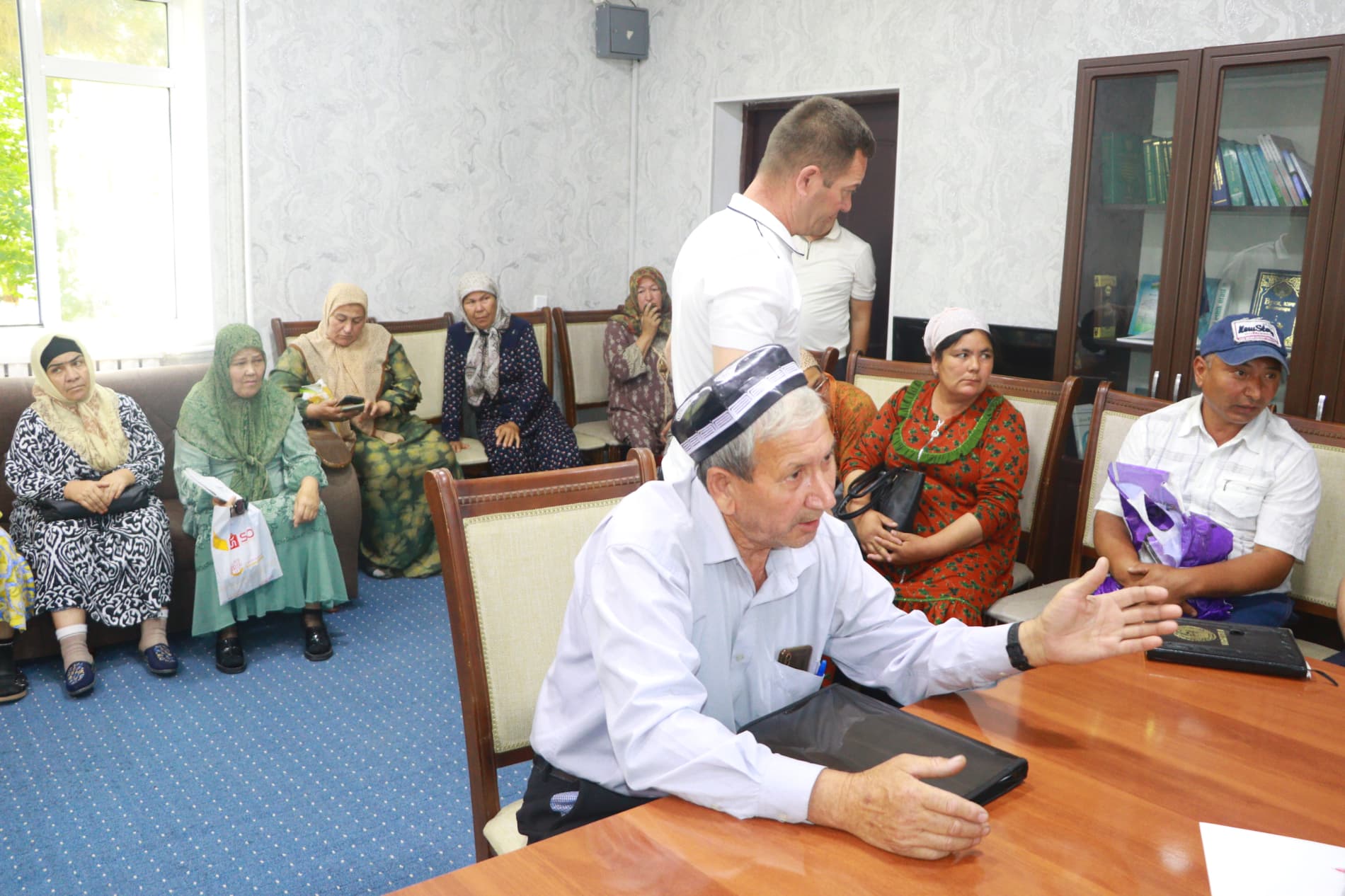 Dang‘ara tumani hokimi qabulida fuqarolar murojaatlari ko‘rib chiqildi