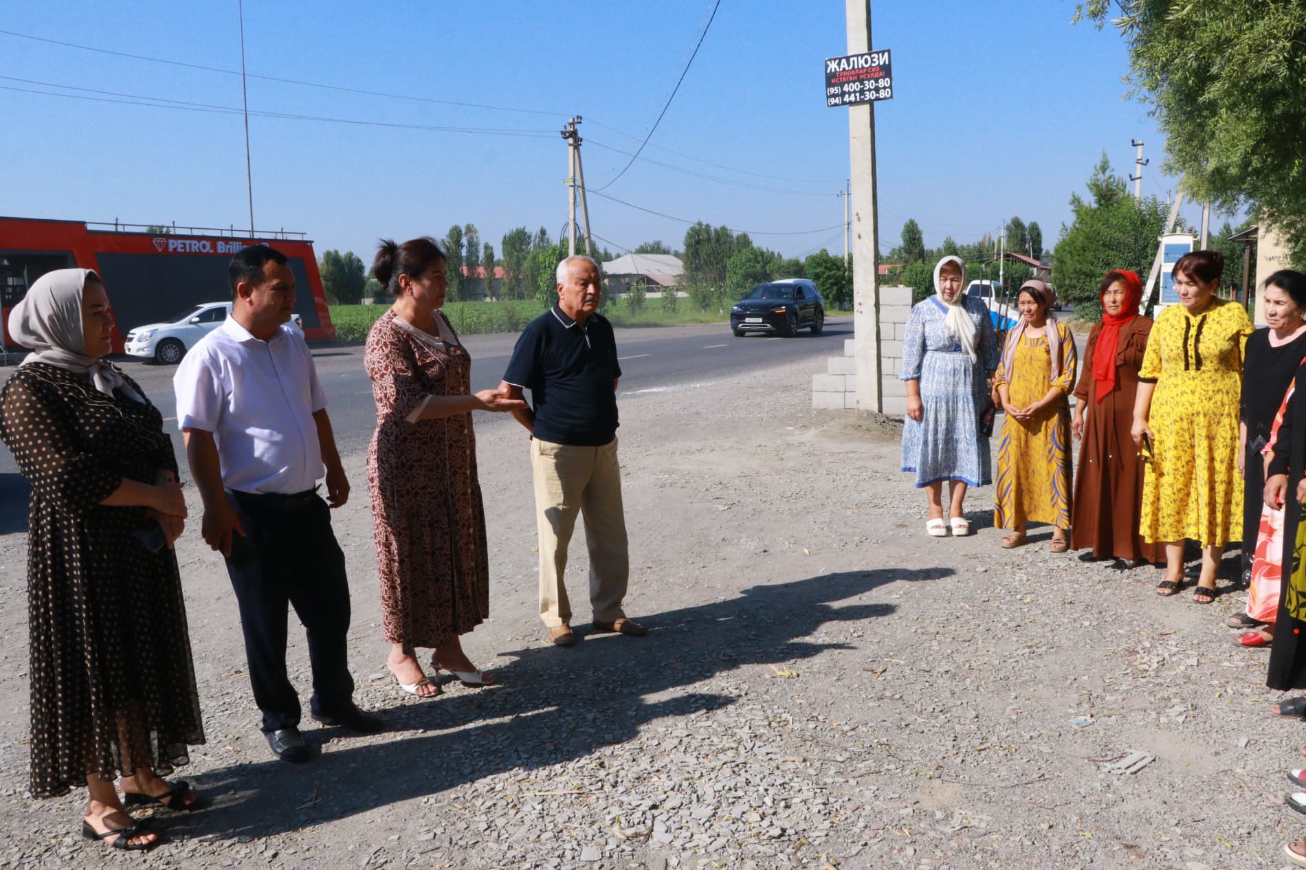 Dang‘ara tumanida "Ayollar daftari"ga kiritilgan hamda uy-joyini ta’mirlashga muhtoj deb topilgan xotin-qizlarni qo‘llab-quvvatlash maqsadida navbatdagi manzilli yordam tadbiri tashkil etildi.