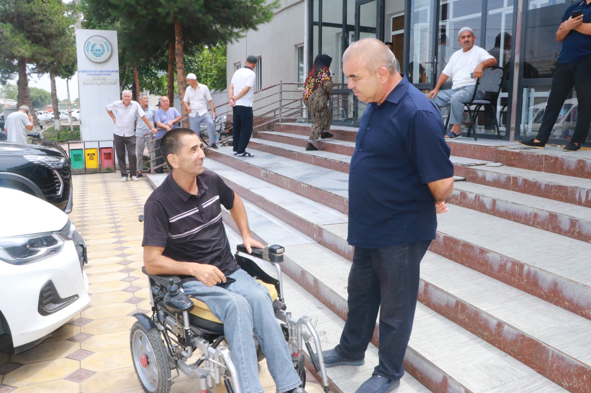 Dang‘ara tumani hokimining navbatdagi shaxsiy qabuli Pishqaron mahalla fuqarolar yig‘ini hududida joylashgan Xalq qabulxonasida o‘tkazildi.