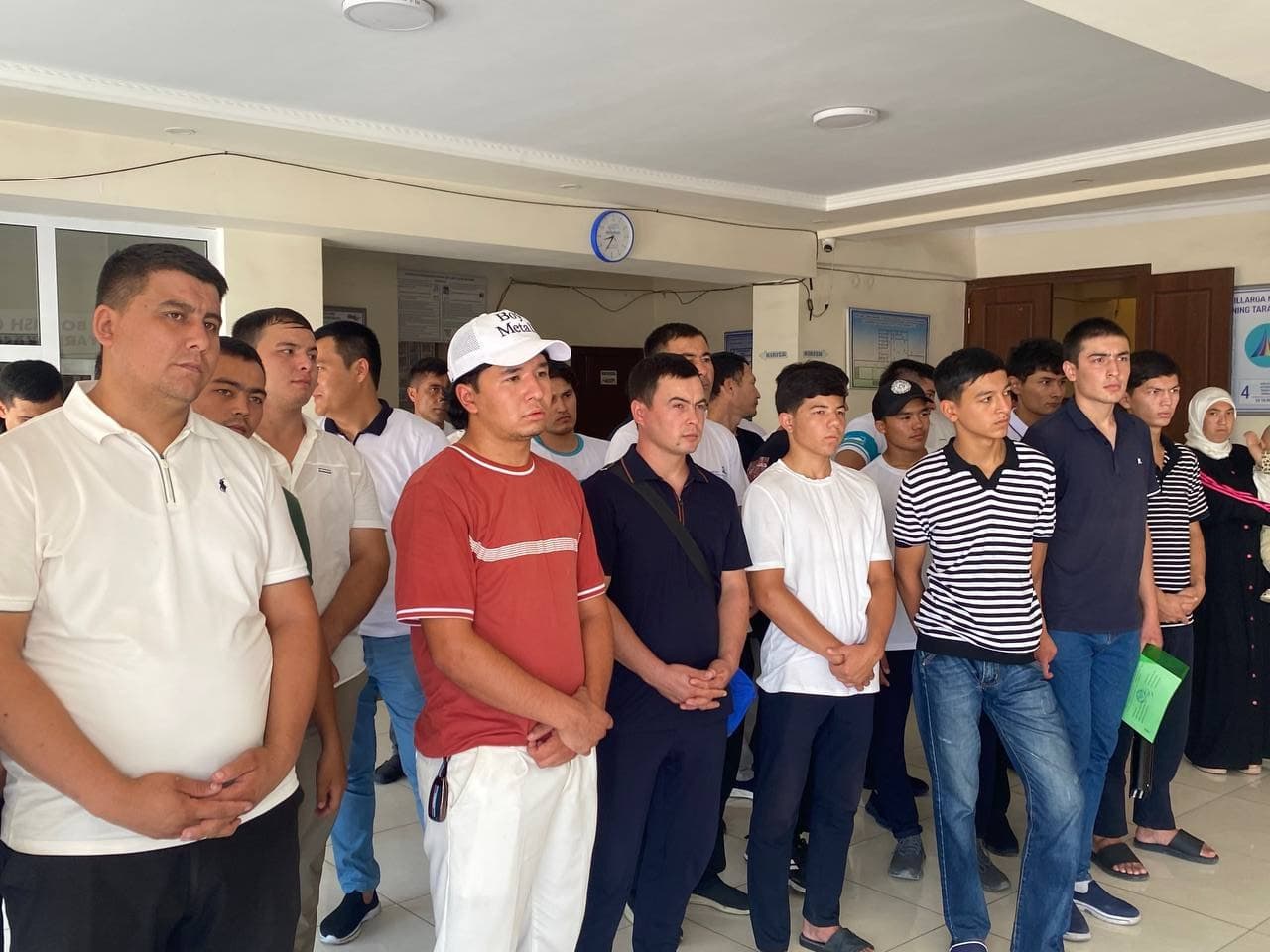 Dang‘ara tumanida yoshlar uchun mehnat yarmarkasi tashkil etildi