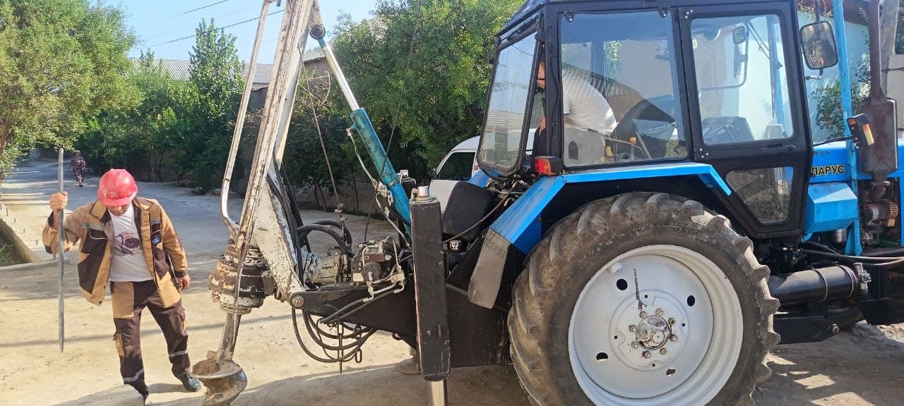 Oqjar MFYda elektr ta’minoti tizimi yangilanmoqda