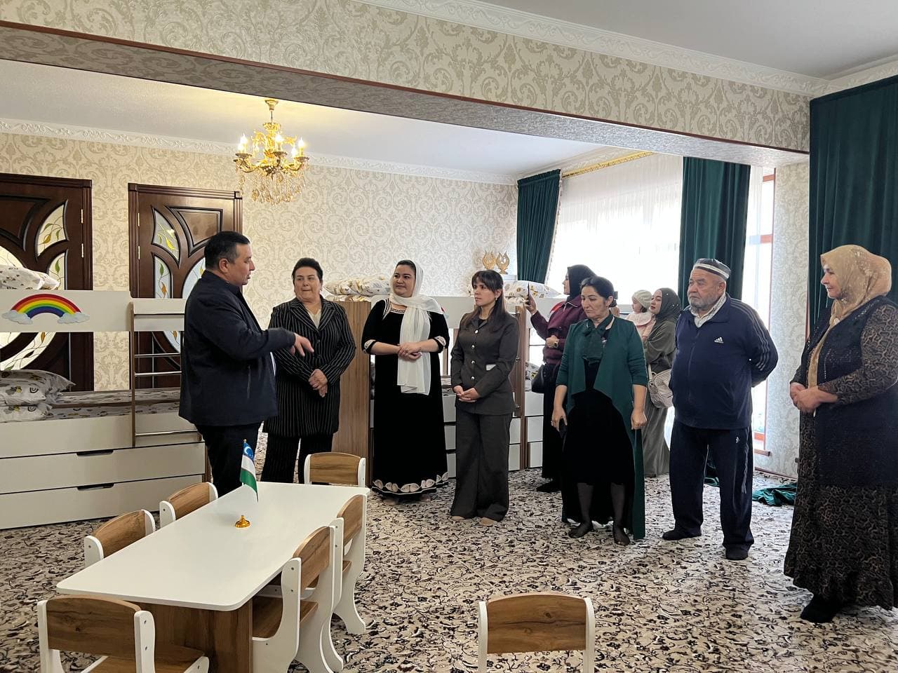 YANGI ZAMON MFYDA OILAVIY NODAVLAT MAKTABGACHA TA’LIM TASHKILOTI FAOLIYAT YURITMOQDA