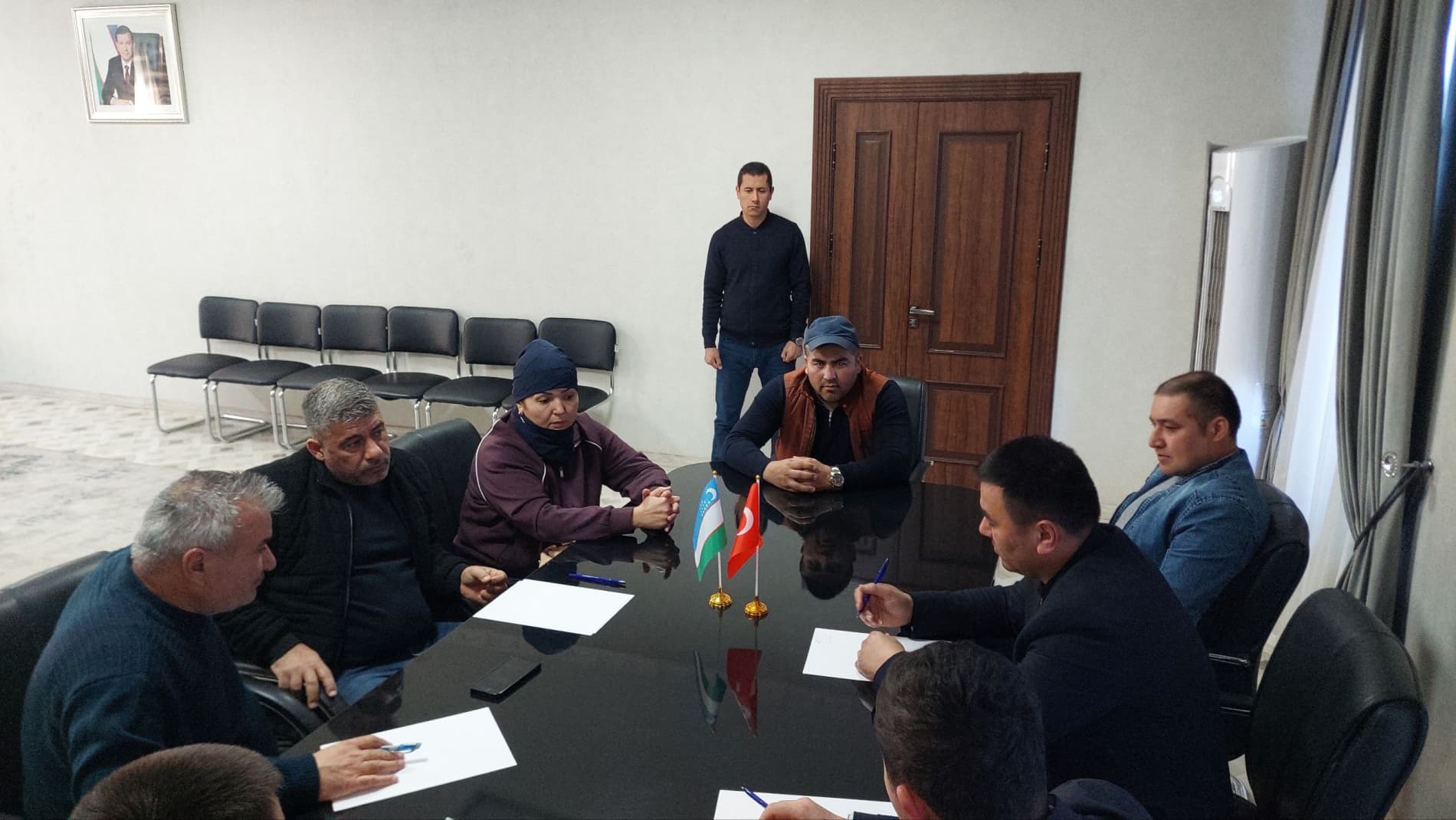 Bag‘dod tumani hokimi G‘anijon Soliyev turkiyalik investor Ali O‘jar boshchiligidagi delegatsiyani qabul qildi.