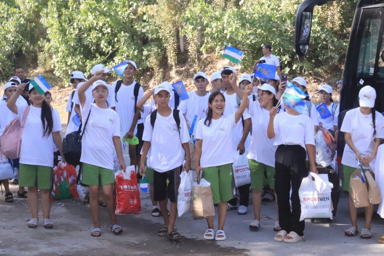 Children from Karakalpakstan have a fun holiday at the “Tong” camp