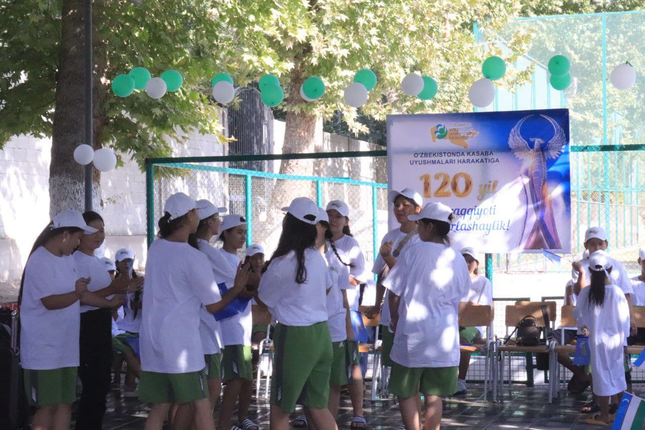 Children from Karakalpakstan have a fun holiday at the “Tong” camp