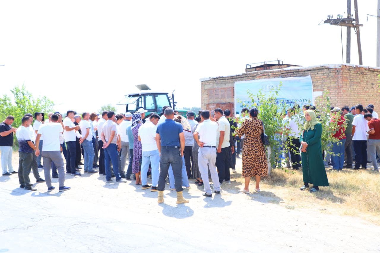 A practical seminar on planting vegetables using the ninety-two method was held in Fergana district