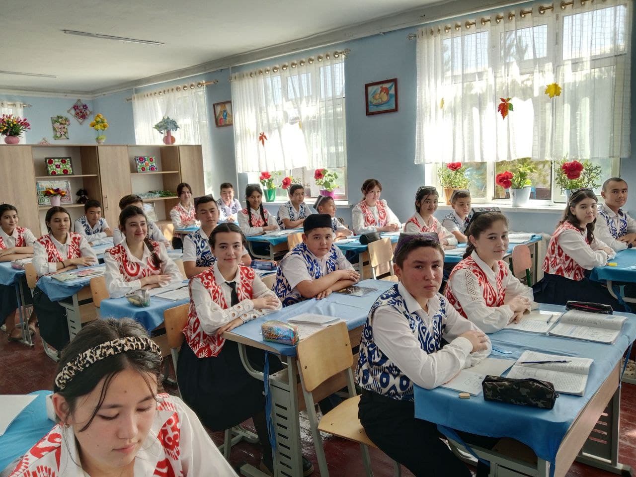 Урок под девизом “Национальные ценности – ценимая Родина”