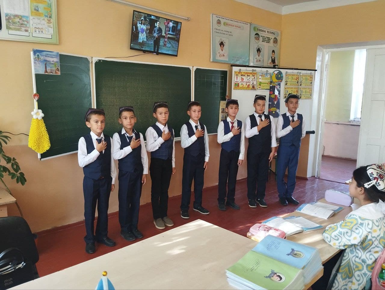 Урок под девизом “Национальные ценности – ценимая Родина”