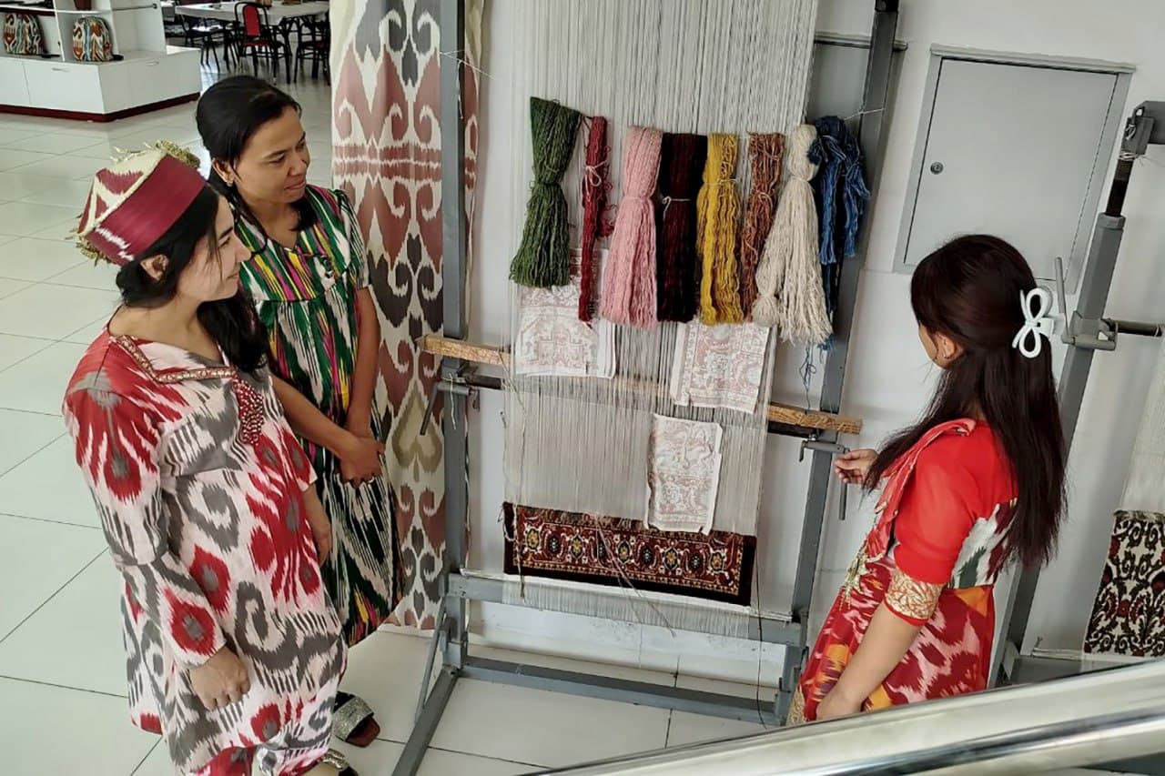 В Ферганском районе прошёл фестиваль “Хон атлас”