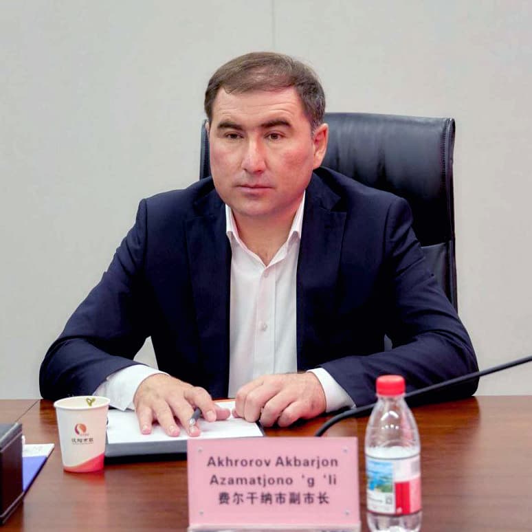 Ахроров Акбарджон Азаматжон оглы