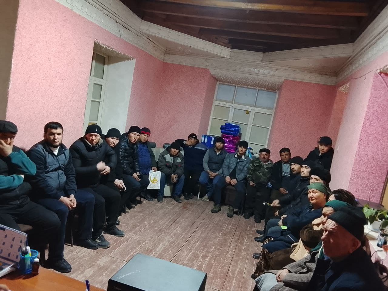 Mobile receptions in Fergana district: citizens’ appeals on property rights are being resolved on the spot