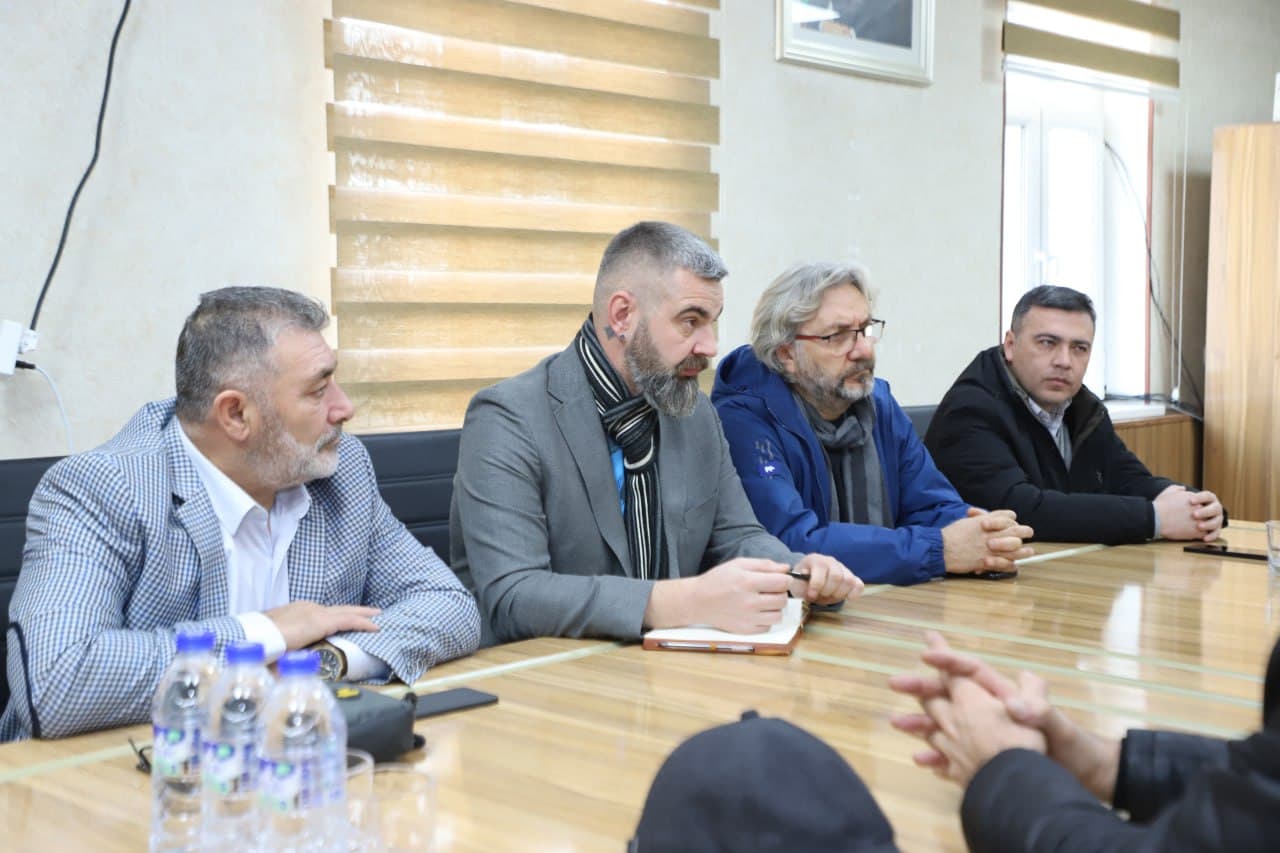 Обсуждены вопросы расширения сотрудничества с иностранными инвесторами