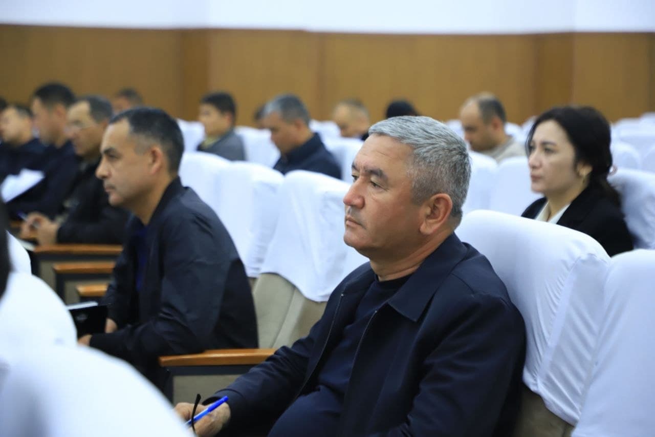 В Ферганском районе состоялось аналитико-критическое совещание по вопросам исполнения обращений граждан