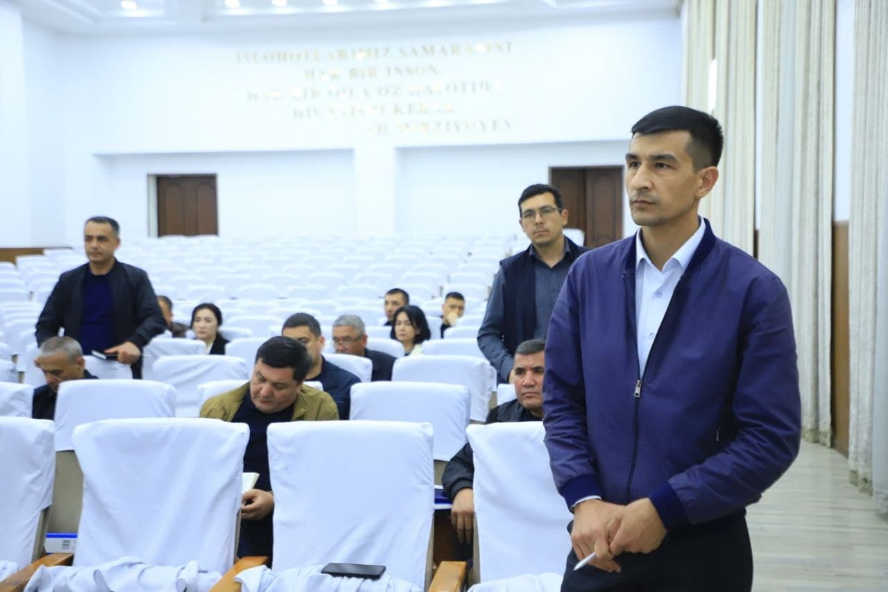 В Ферганском районе состоялось аналитико-критическое совещание по вопросам исполнения обращений граждан