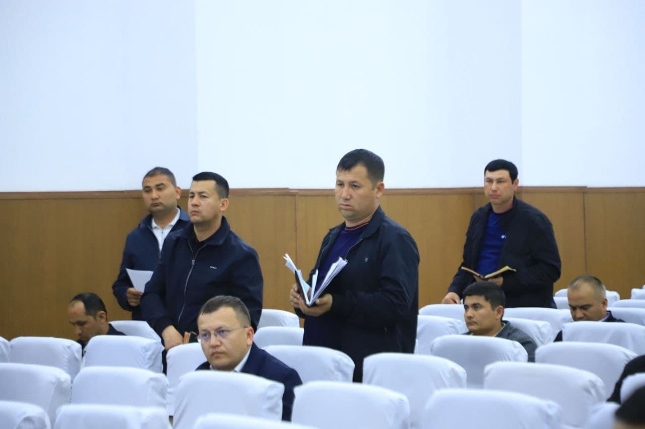 В Ферганском районе критически обсуждены вопросы работы с молодежью