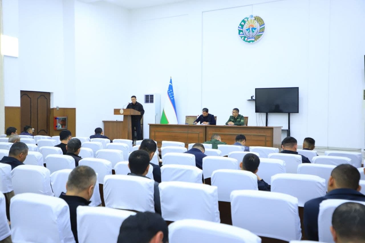 В Ферганском районе состоялось аналитико-критическое совещание по вопросам исполнения обращений граждан