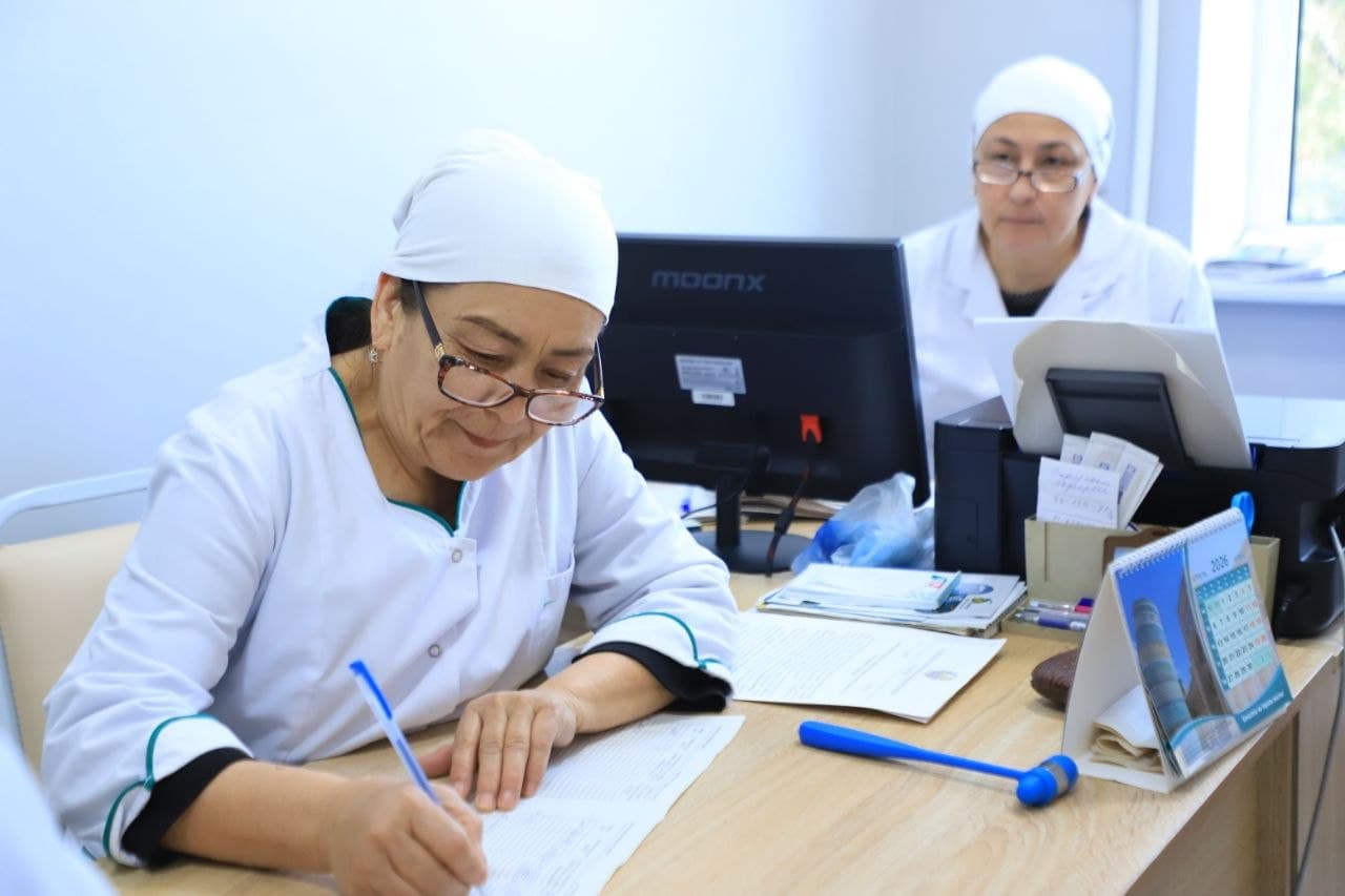 В Ферганском районе государственные служащие проходят медицинский осмотр