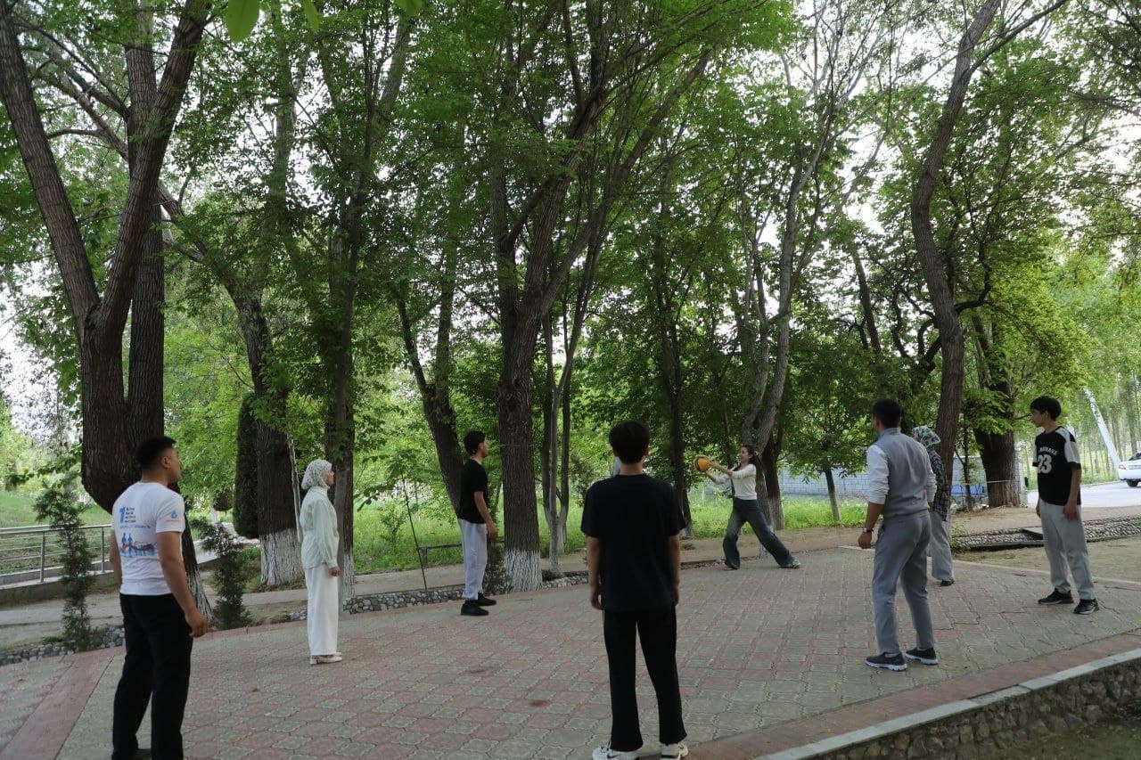 At the initiative of the Fergana Regional Prosecutor’s Office and the Regional Department of Ecology and Climate Change, another exemplary event was organized with the participation of members of the “Eco Active Youth Council” under the department.