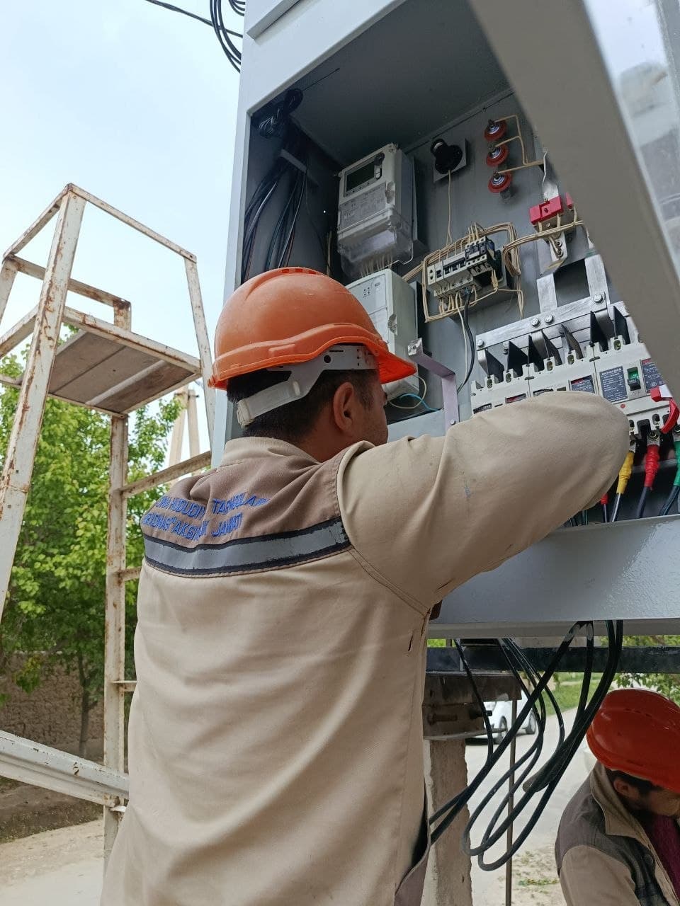 A transformer substation was fully renovated in Fergana district as part of the power grid modernization