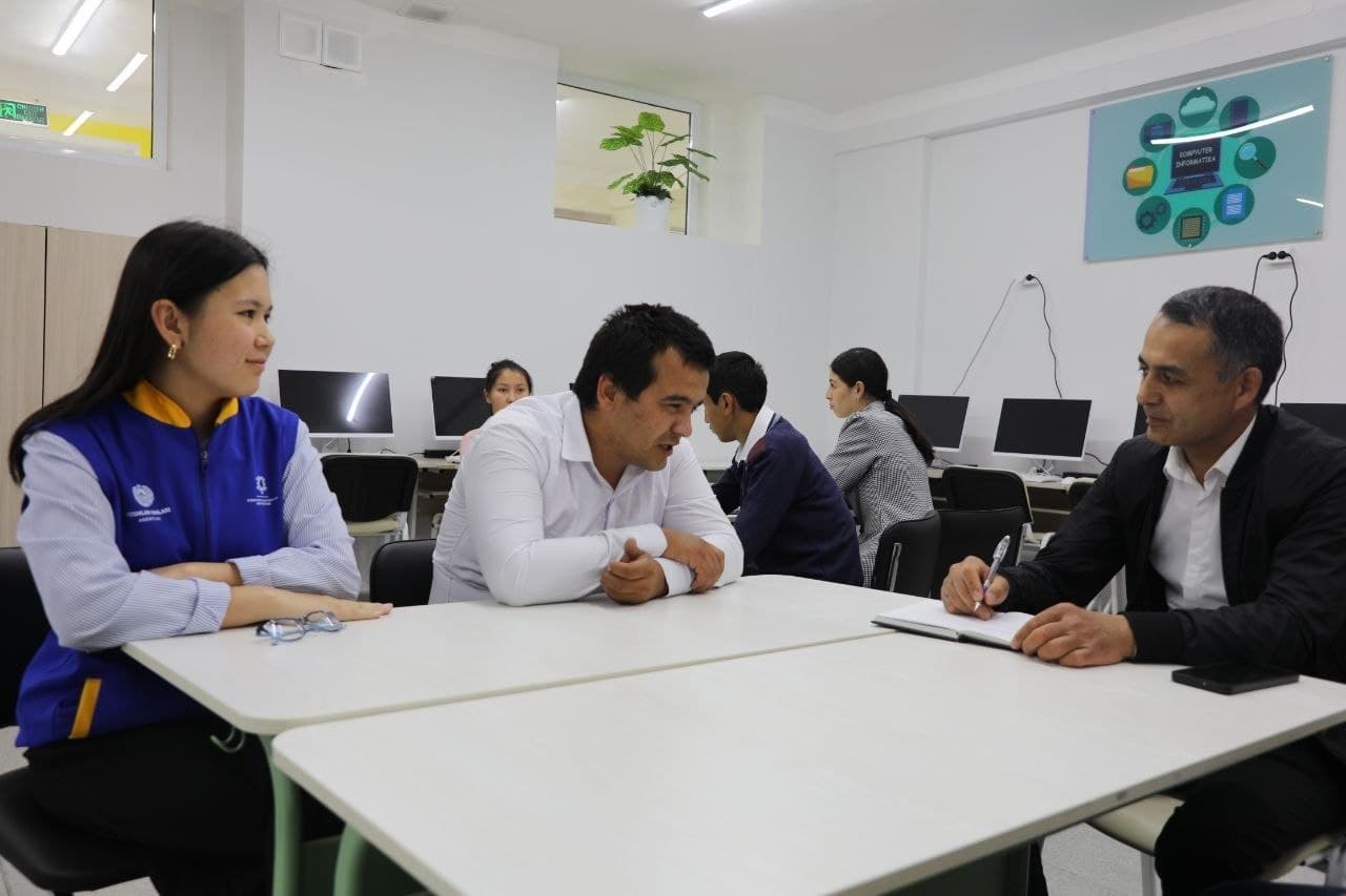 Open dialogue with graduates held in Fergana district within Youth Day events
