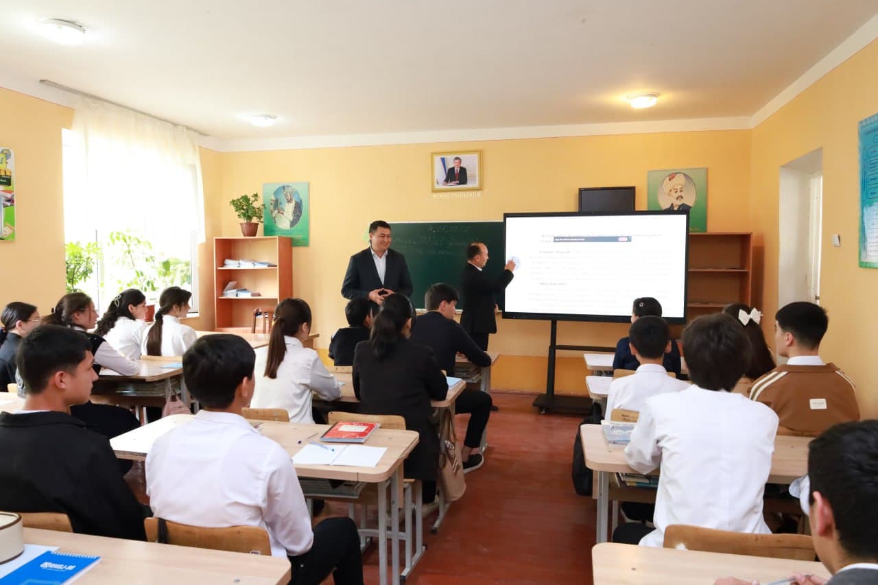 “Future Hour” Lessons Organized in Fergana District