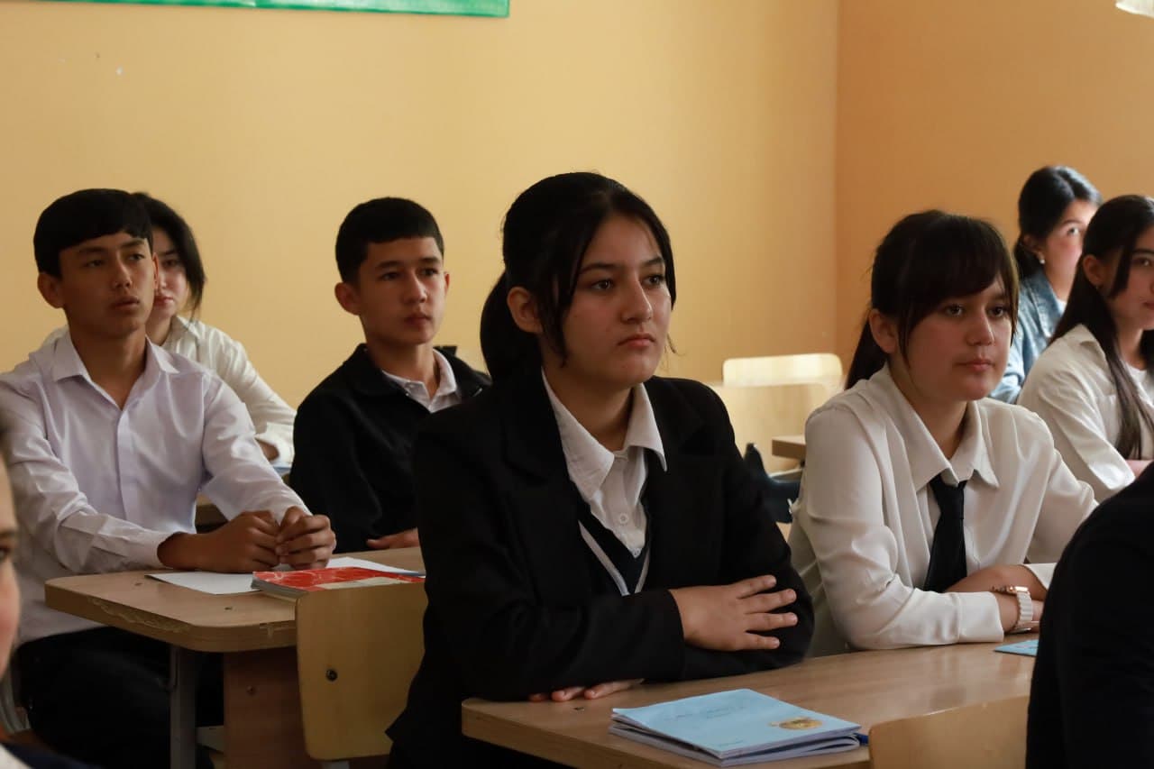 “Future Hour” Lessons Organized in Fergana District