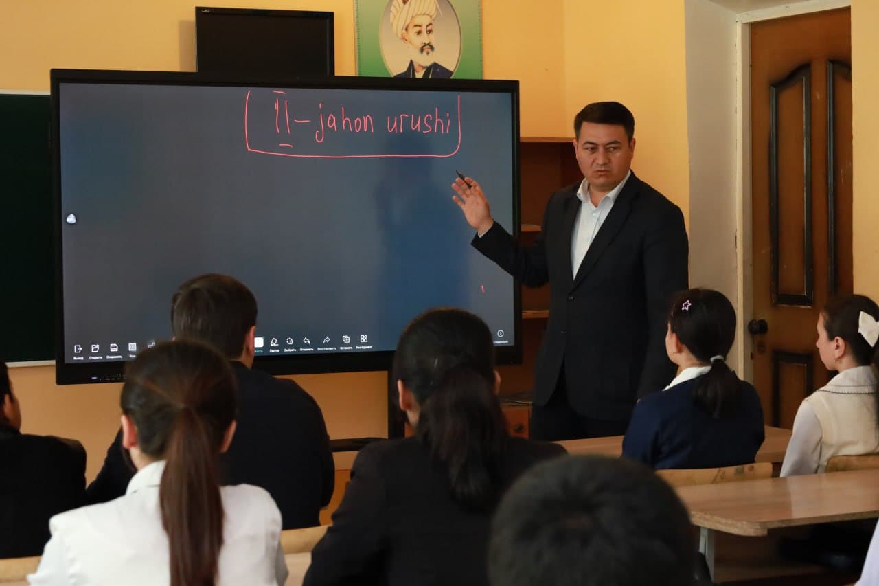 “Future Hour” Lessons Organized in Fergana District