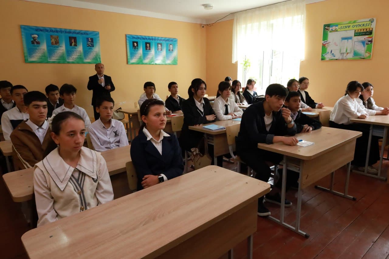 “Future Hour” Lessons Organized in Fergana District