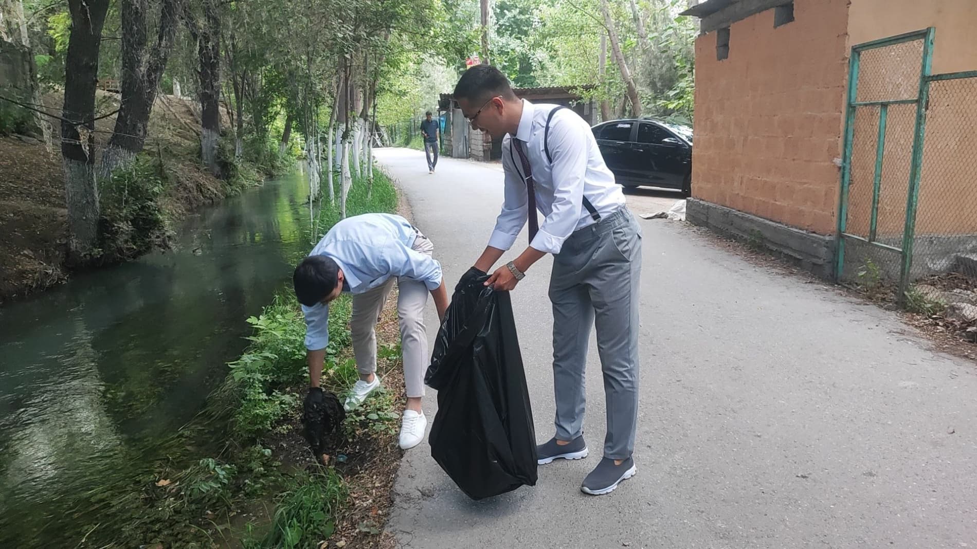 В Ферганском районе прошла плоггинг-акция под девизом «Беречь окружающую среду — наш общий долг»