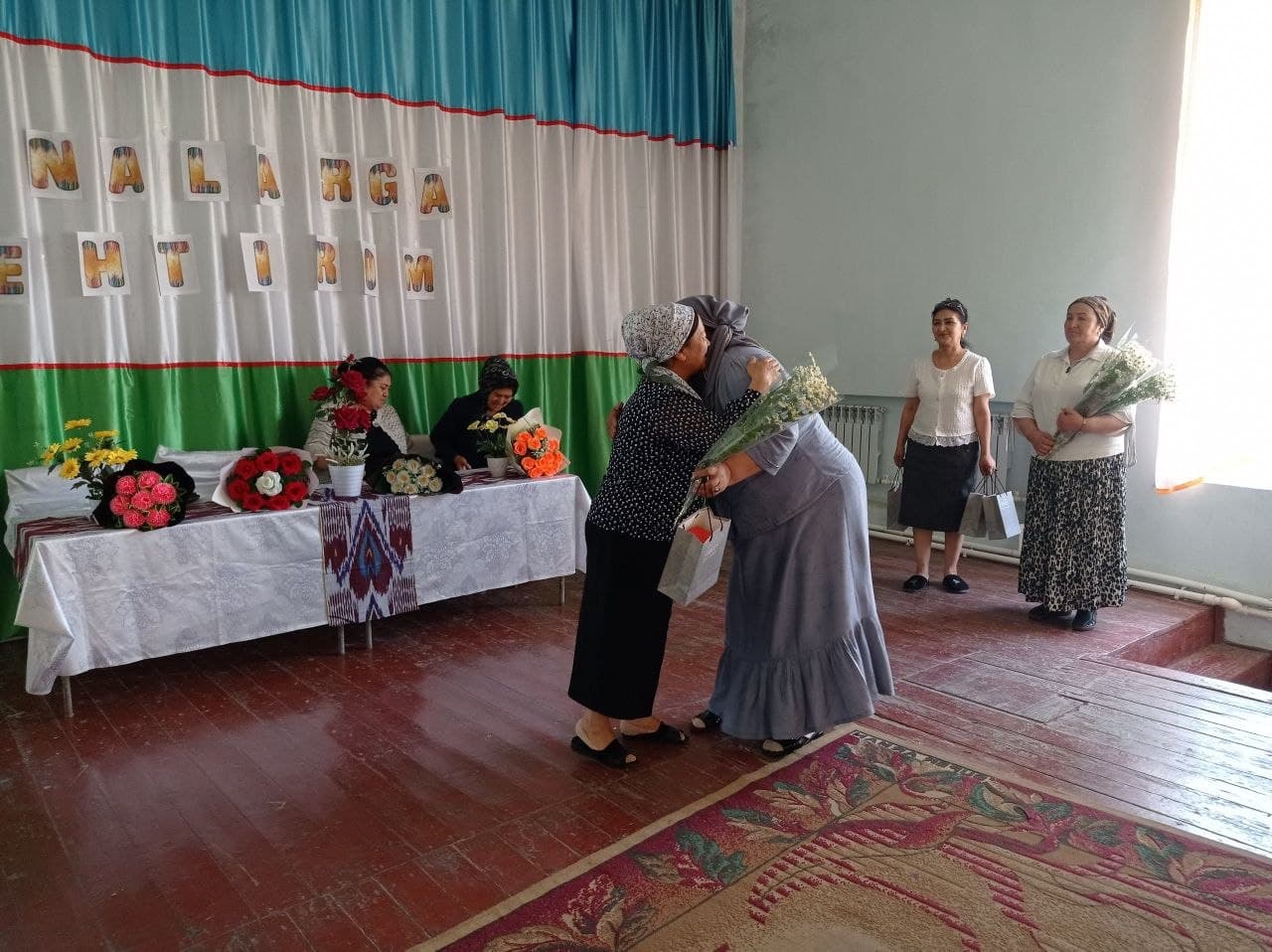 В Ферганском районе организовано праздничное мероприятие “Почтение матерям”