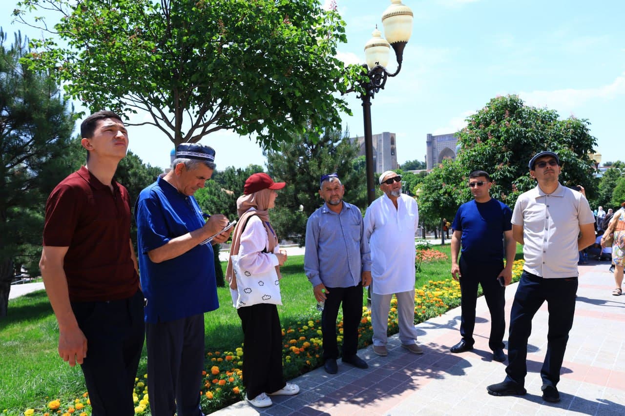 Fergana District Officials Study Historical and Tourist Sites in Samarkand and Tashkent