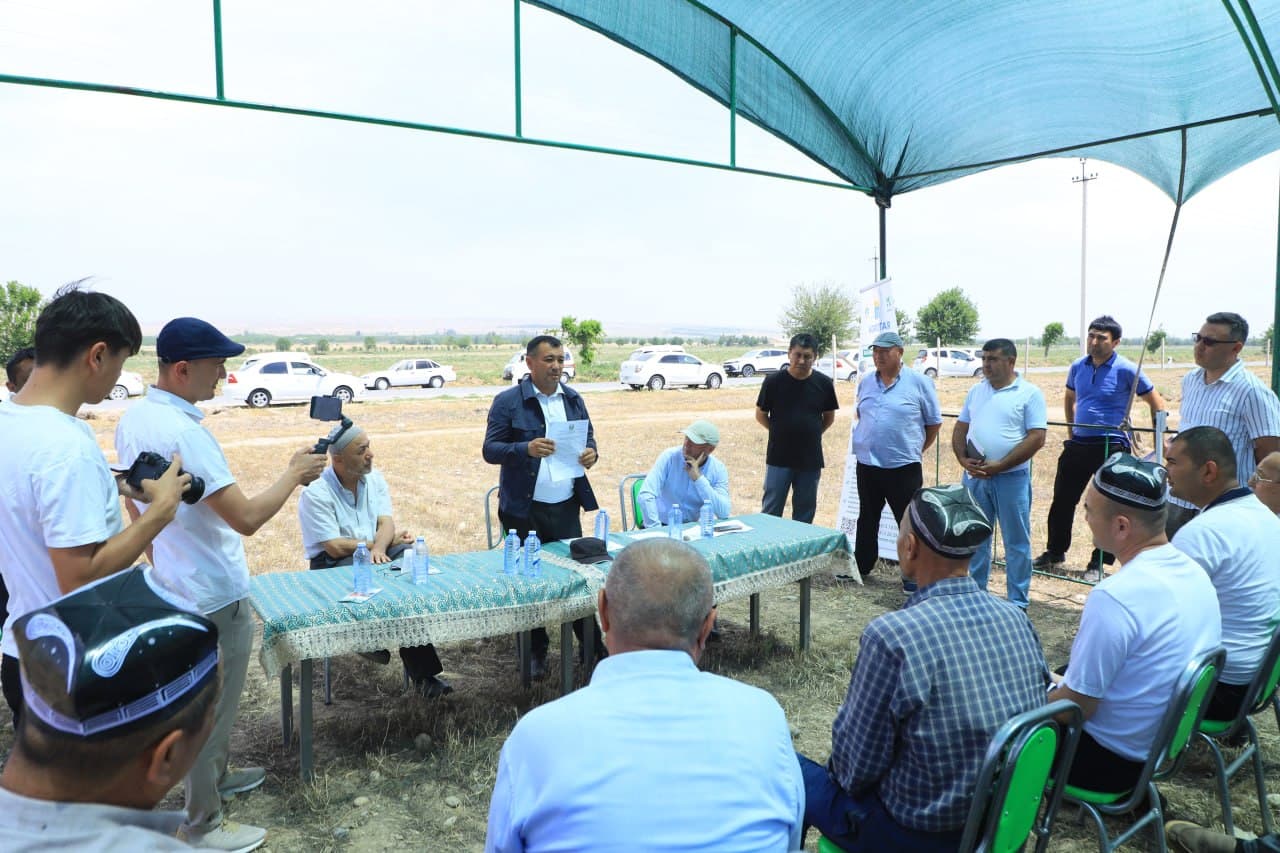 Issues of establishing modern intensive orchards were discussed