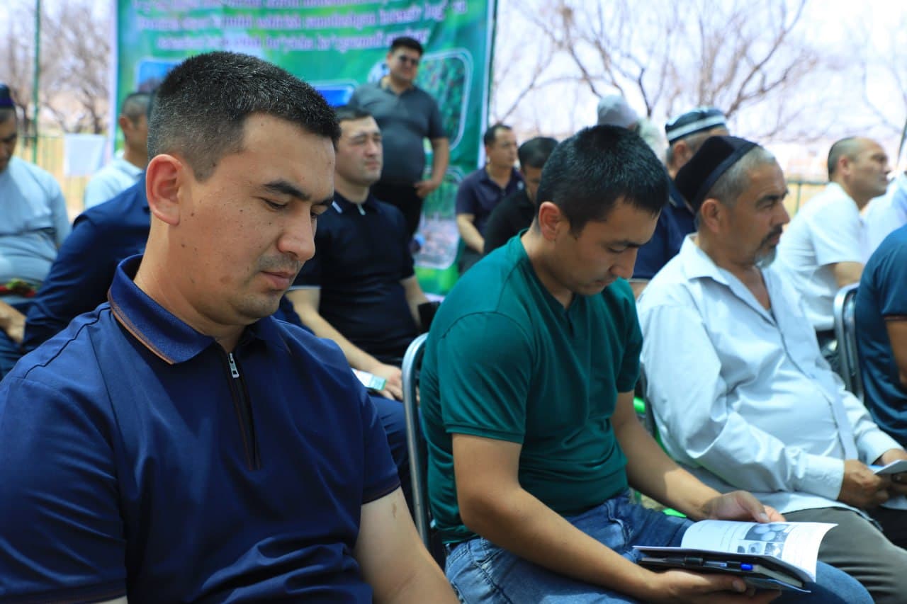 Issues of establishing modern intensive orchards were discussed