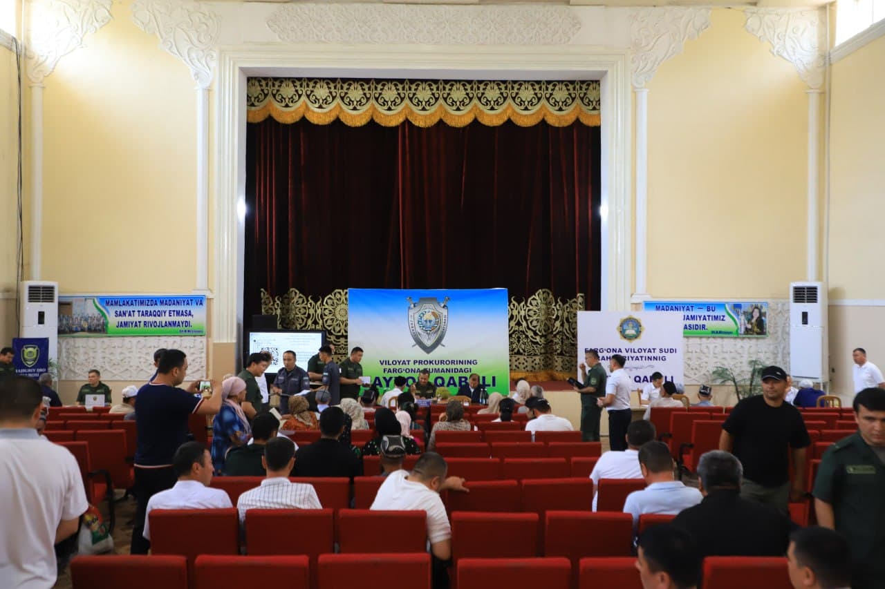 Mobile reception held in Fergana district with participation of the regional prosecutor