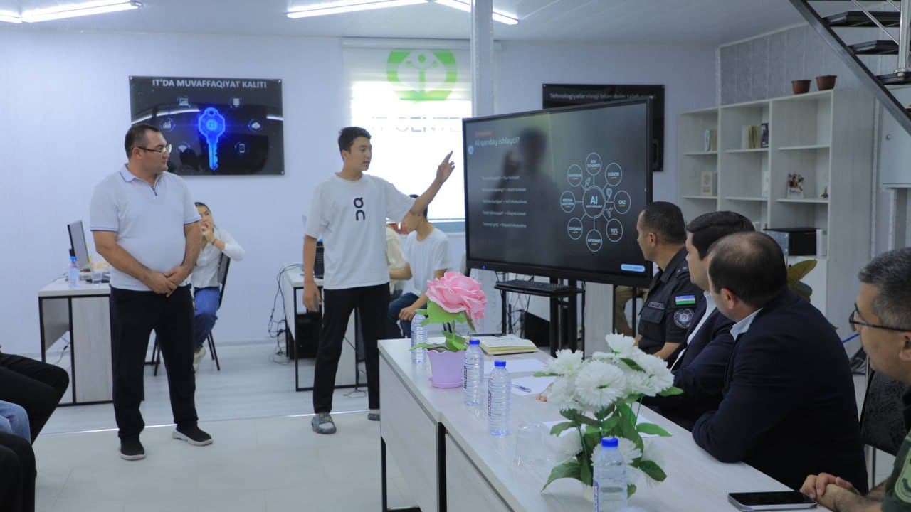 Meetings Held with Young Readers and Programmers